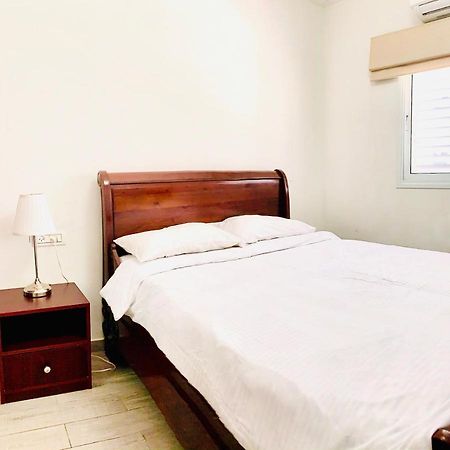Royal Lea Apartmens Netanja Exteriér fotografie